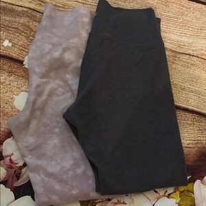 Gray and Tie-Dye Leggings Set